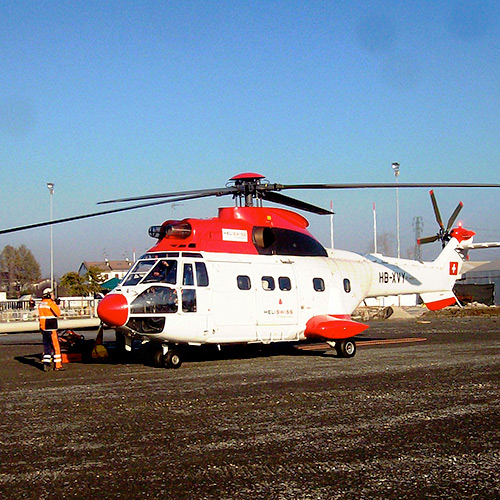 elicottero superpuma